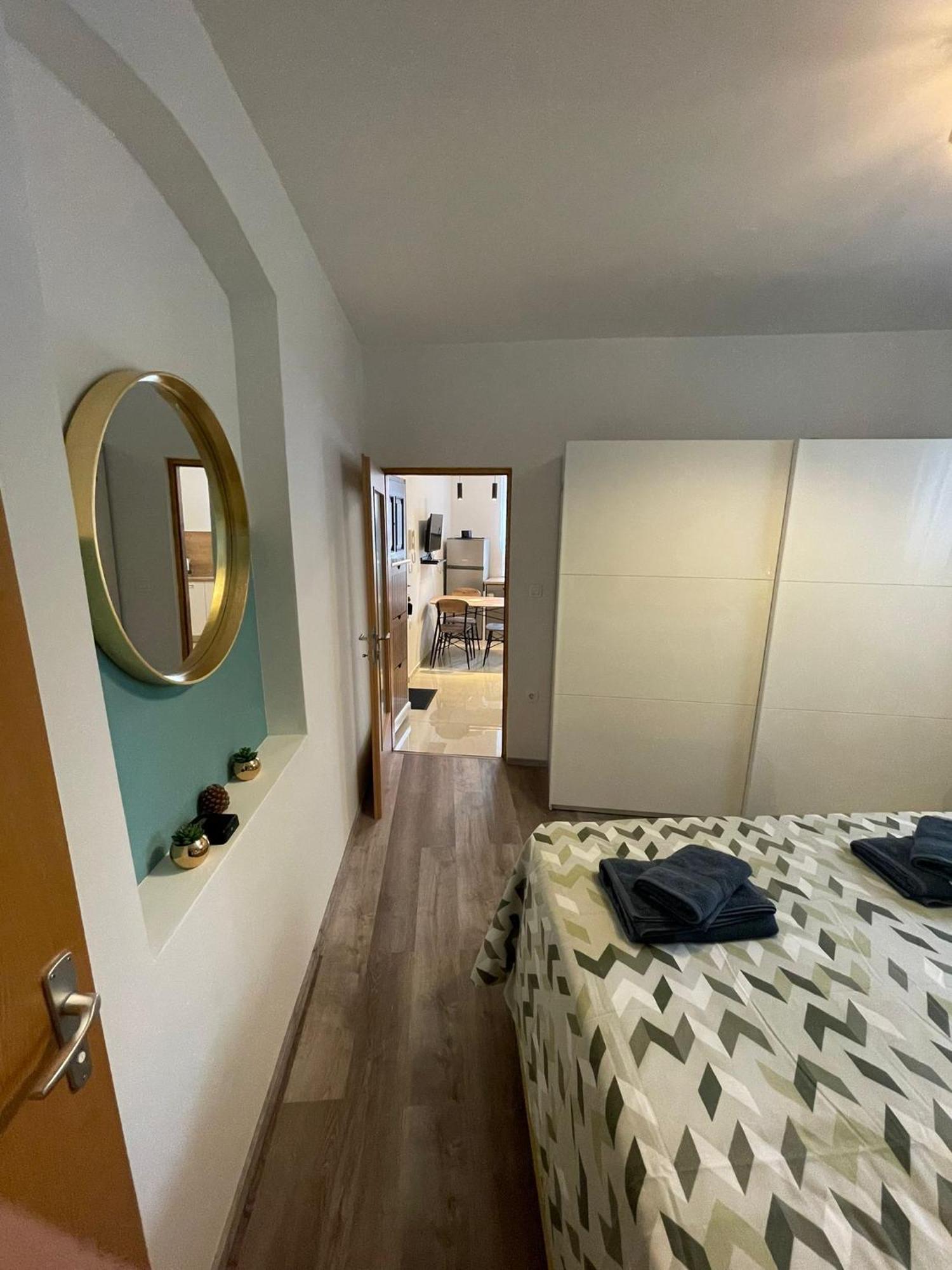 Apartment Eli พูลา ภายนอก รูปภาพ